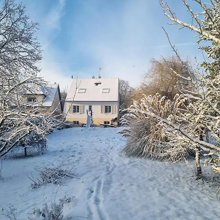 A La Maison Du Bonheur Holiday home *
