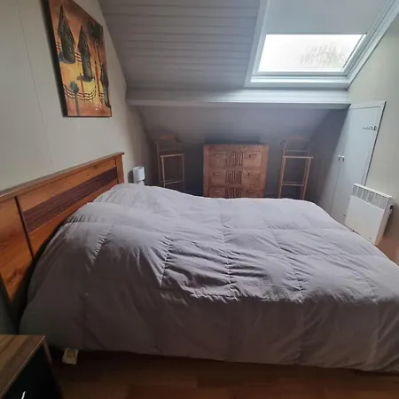 A La Maison Du Bonheur بيت للعطل Neuilly-sous-Clermont